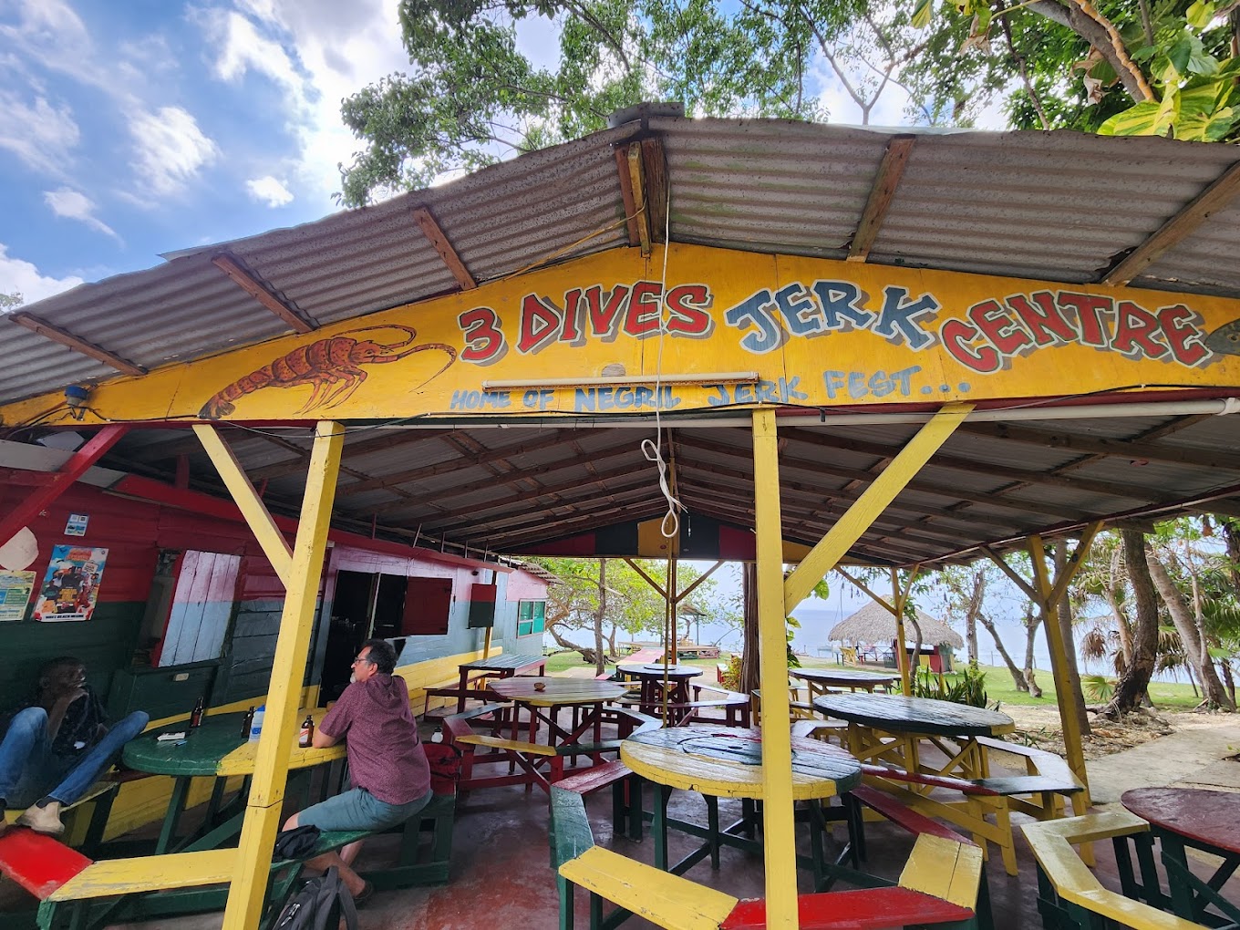 3 Dives Jerk Centre